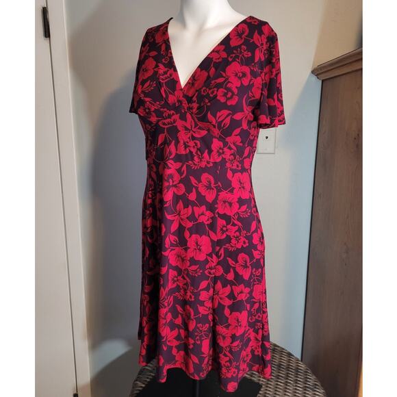 CHAPS Red Black Floral Modest Dress Medium Shirred Sashed Fit & Flare Old Mondey - Picture 1 of 7
